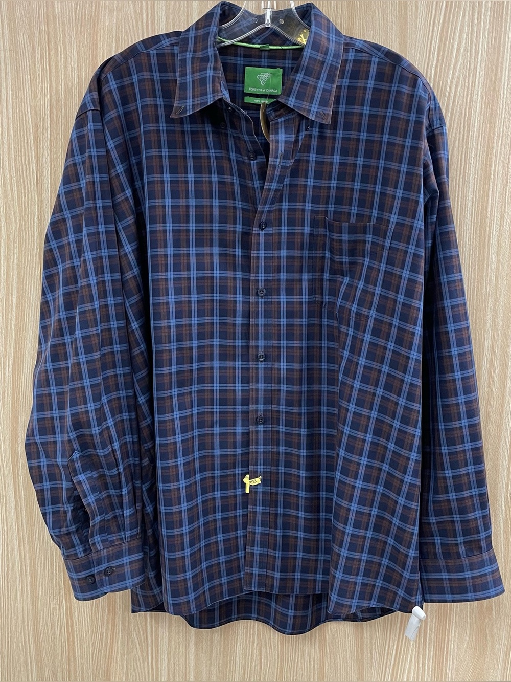 Forsyth of Canada navy plaid shirt size XL